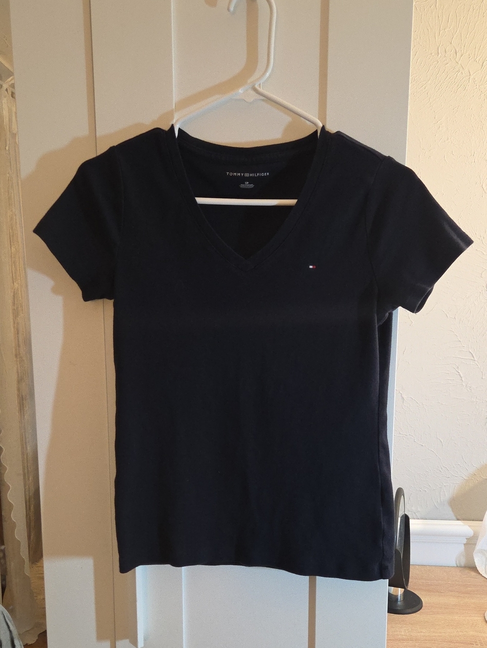 Navy Tommy Hilfiger v-neck